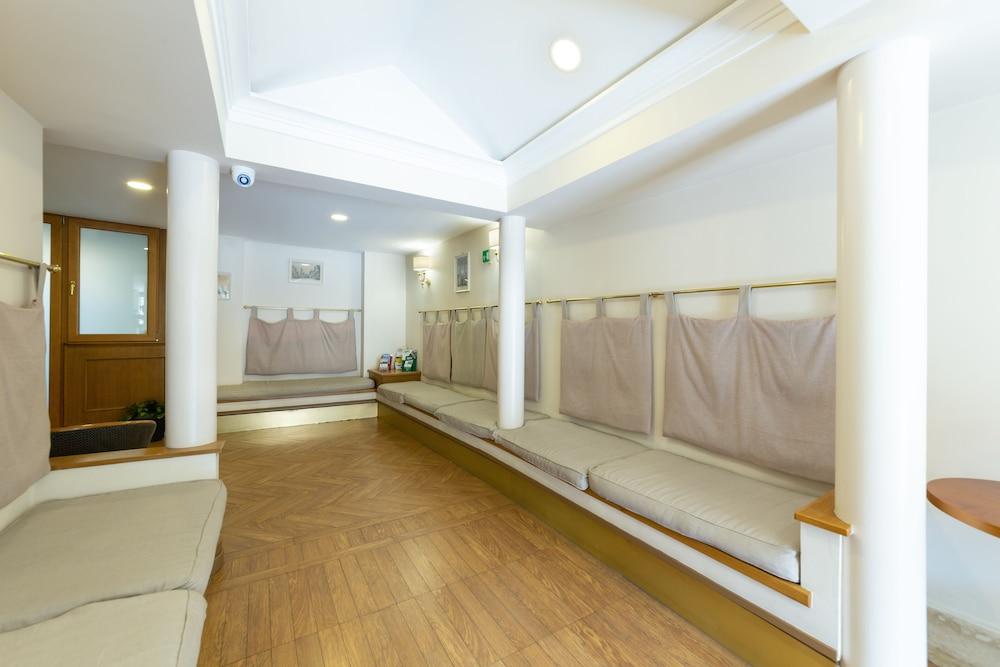 Hotel Leopardi Neapol Zewnętrze zdjęcie