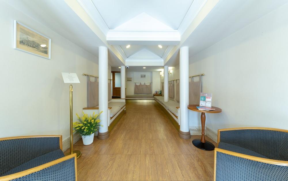 Hotel Leopardi Neapol Zewnętrze zdjęcie