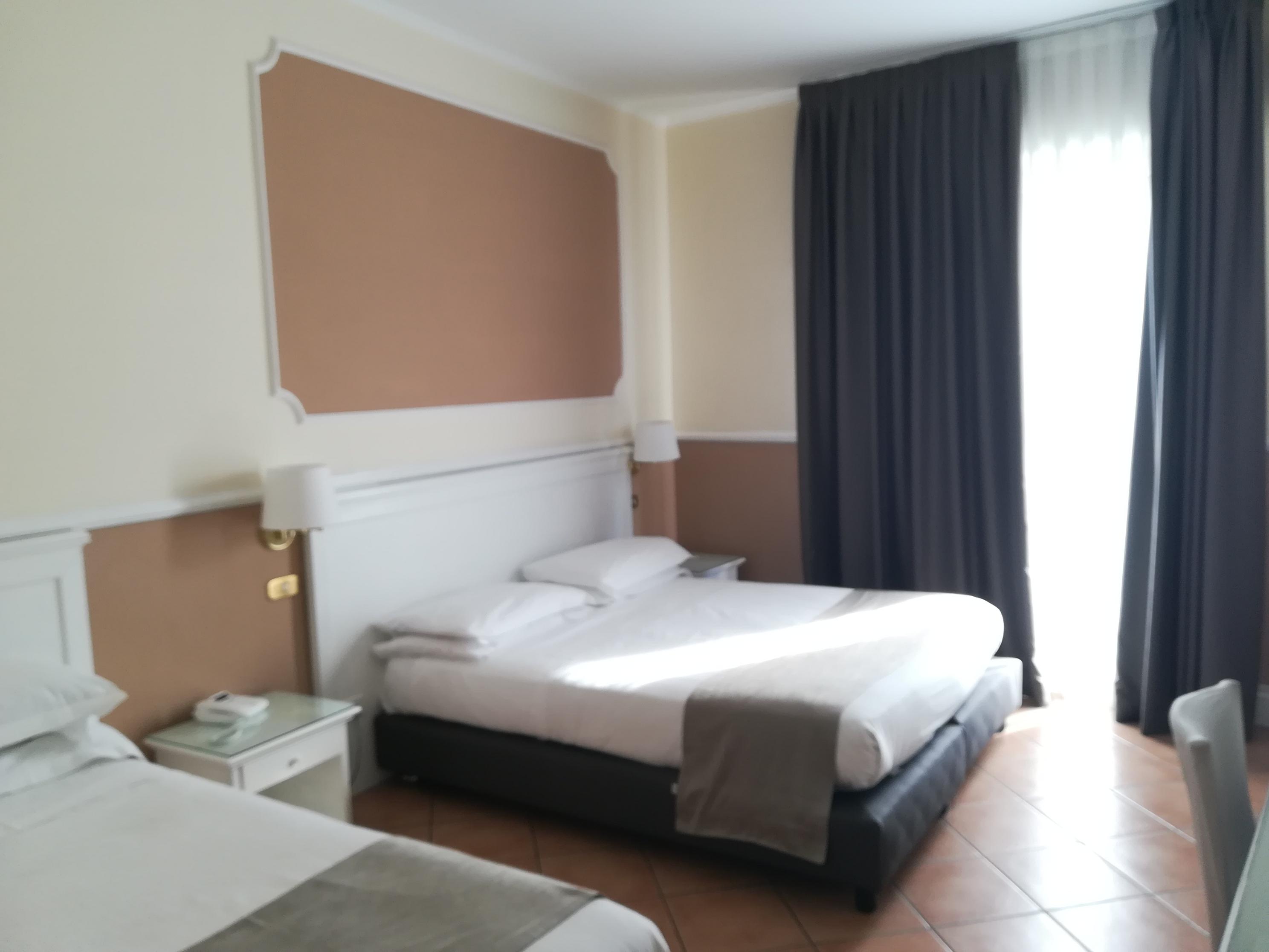 Hotel Leopardi Neapol Zewnętrze zdjęcie