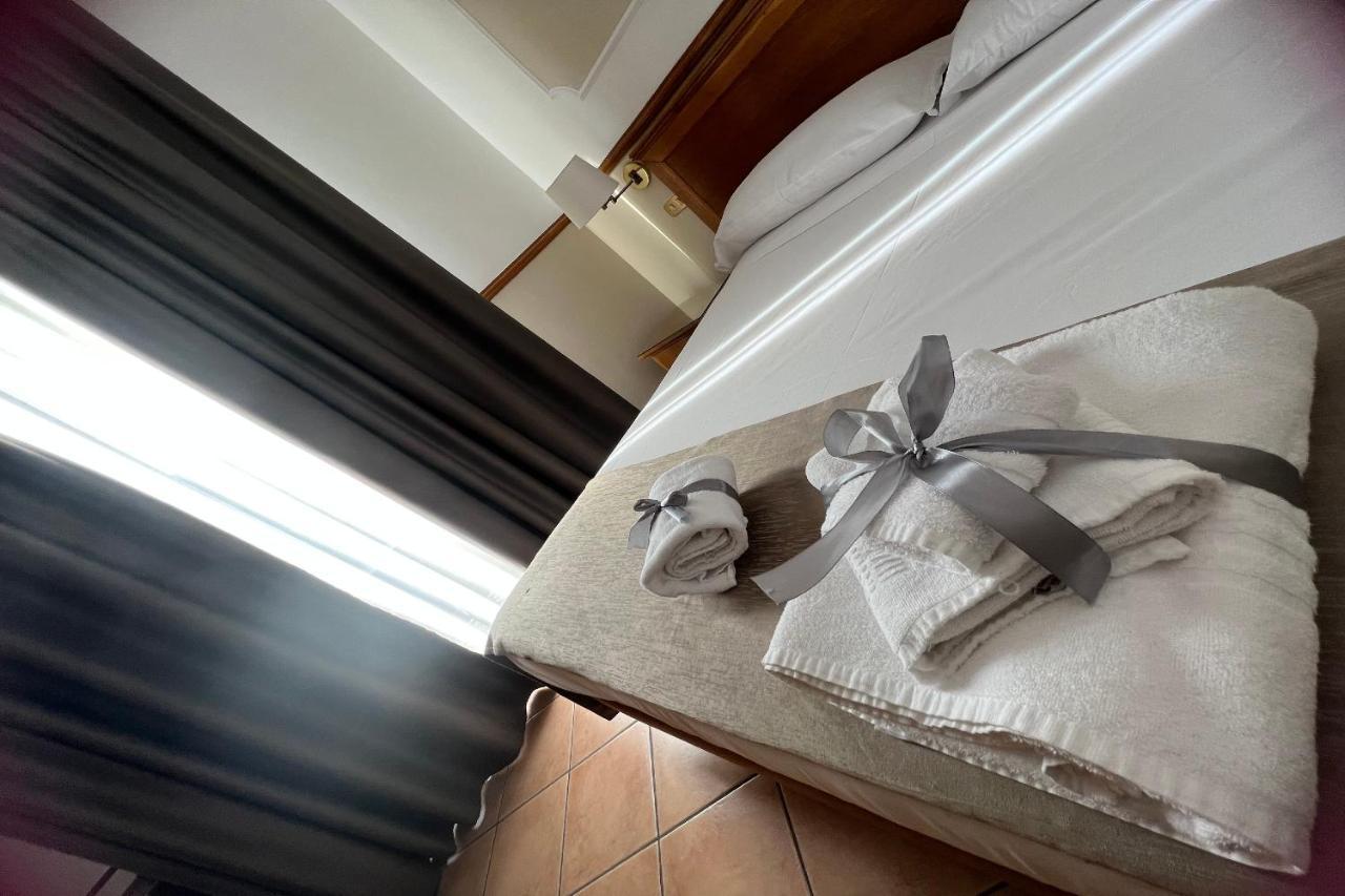 Hotel Leopardi Neapol Zewnętrze zdjęcie