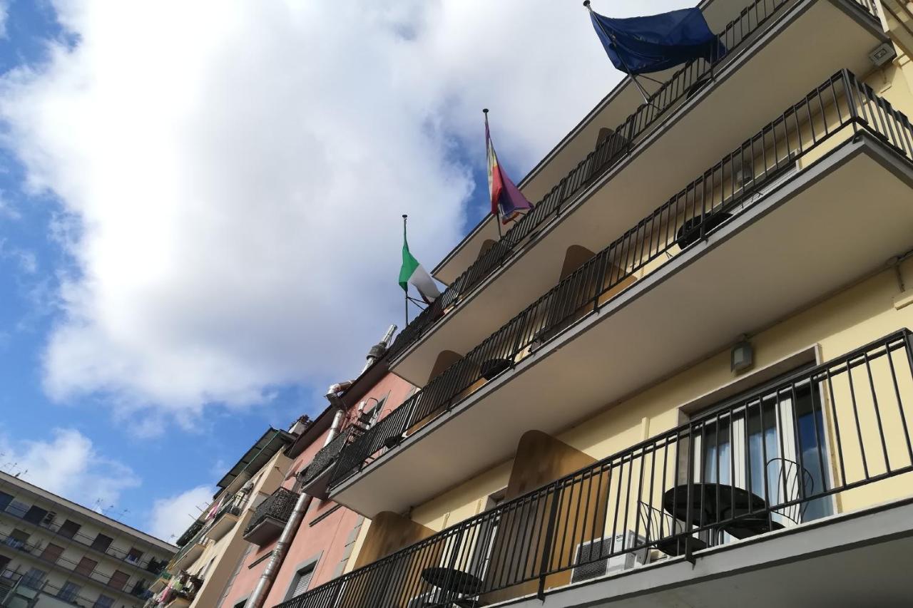 Hotel Leopardi Neapol Zewnętrze zdjęcie
