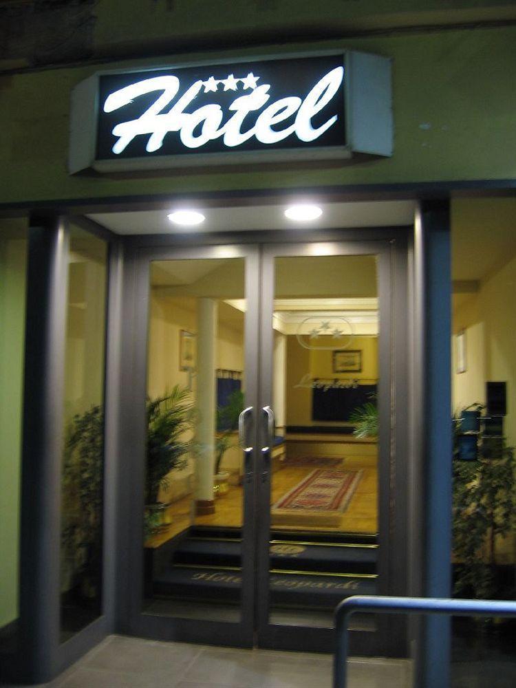 Hotel Leopardi Neapol Zewnętrze zdjęcie